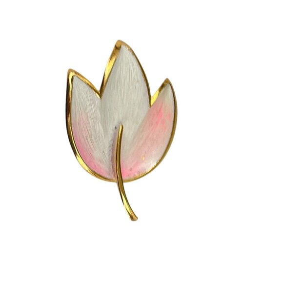 Vintage Trifari Retro Gold-Tone Leaf Brooch With Pink White Enamel Accents - Picture 3 of 8